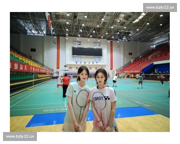 羽毛球击中眼球险致失明!25 岁小伙紧急救治保住视力 羽毛球击中眼球险致失明!25 岁小伙紧急救治保住视力