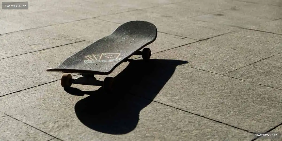 必一🏊‍♂️潜入深蓝，跃上巅峰 —— 体育的魅力，在于永不言弃！